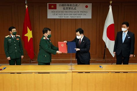 Japan Vietnam Oppose Bids To Change Status Quo In Disputed Seas Abs