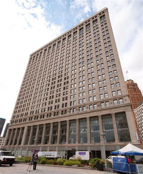 Detroit Dan Gilbert Building To Hold Worlds Tallest Mural