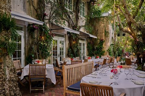 The Most Romantic Restaurants In Miami To Book For Your Next Date