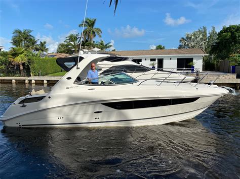 2015 Sea Ray 310 Sundancer A Motor Barco En Venta Yachtworldes