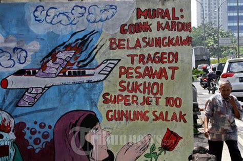 Mural Tragedi Sukhoi Foto Tribunnews Com