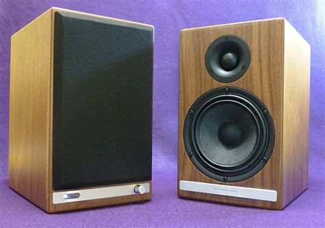 Audioengine Hd6 Powered Speakers Review The Gadgeteer