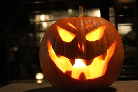 9 Pumpkin Carving Tips For Jack O Lanterns Geico