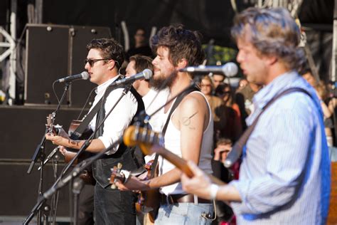 Mumford And Sons Play New Song At Sxsw World Premiere Of Big Easy
