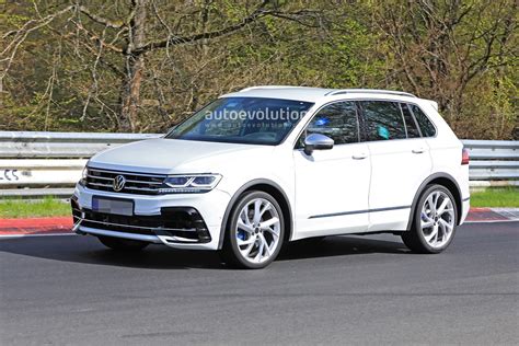 Volkswagen R Tiguan Fully Reveals Facelift At The Nurburgring