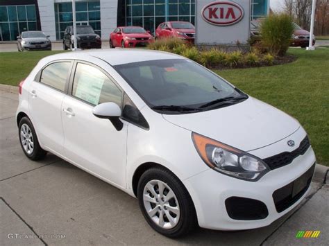 2012 Clear White Kia Rio Rio5 Lx Hatchback 56014062