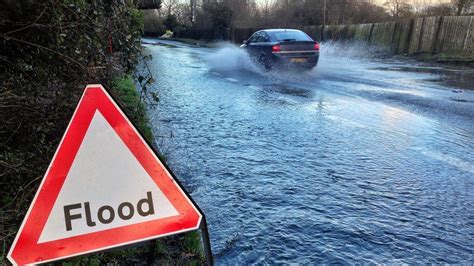 Driving Through Flood Water Risks Lives Bbc News