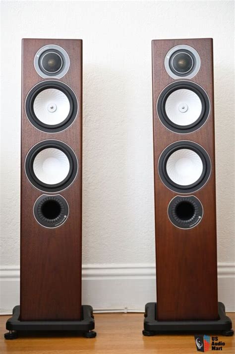 Monitor Audio Silver Rx6 Floor Standing Speakers Walnut Excellent