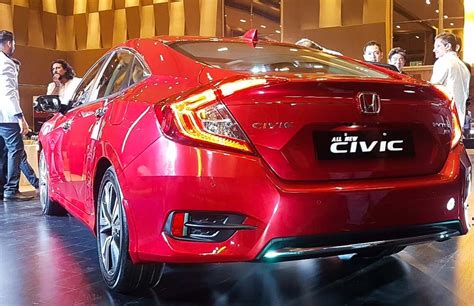 2019 Honda Civic Official Specs & Details Out, 26.8 Km/l in Diesel