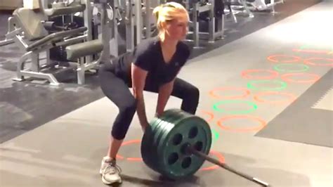 Watch Kate Upton Performs A 270 Pound Landmine Squat Proves