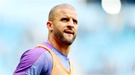 Man City S Walker Says He Is Being Harassed After Admitting Lockdown Breaches