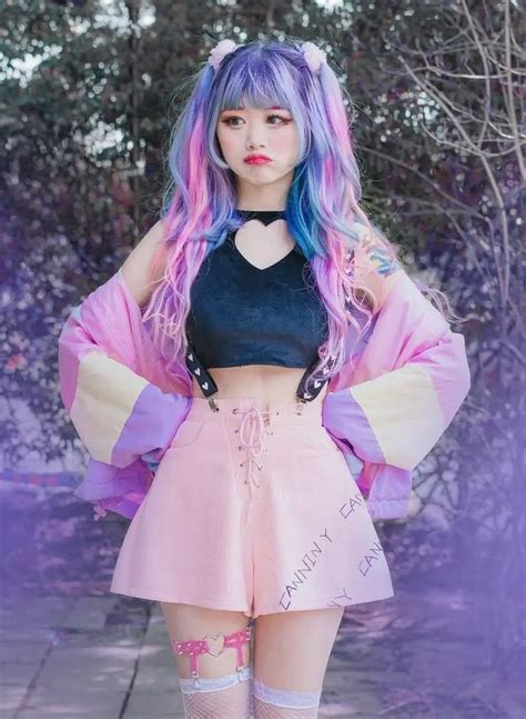 What Is The Pastel Goth Aesthetic Style Pastel Goth Outfits Pastel