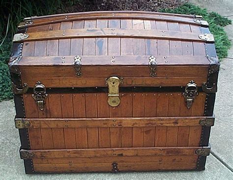 313 Restored Excelsior Oak Slat Antique Dome Top Trunks Top Quality