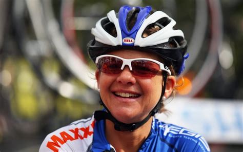 Former Great Britain Cyclist Sharon Laws Dies Aged 43