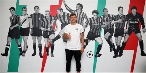 #nicolo barella #inter milan #serie a #italy national team #fit footballers #photoshoot #portraits #headshots #football #footballer #hot football players #footballers #inter #internazionale milano #italy nt. Nicolo Barella: Inter Milan Atau Tidak Sama Sekali - Bola.net