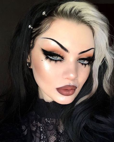 ️🕷🕸• Fierce •🕸🕷 ️ • • Used The New Abh Liquid Liner And Personally I Really Love It Easy To Use