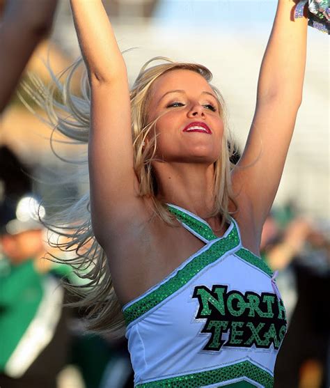 Drakesdrumuk Very Cute North Texas Cheerleader