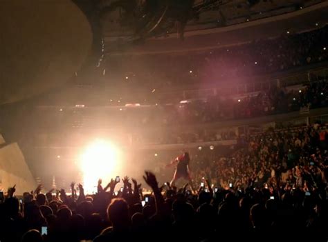 2 High Quality High Intensity Footage From Kanyes Yeezus Tour 10