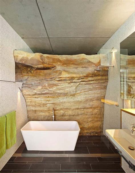 La salle de bain est un endroit où vous pouvez vous détendre après une longue journée de travail. Parement pierre salle de bain : 35 exemples magnifiques