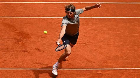 Alexander Zverev Cruises Through In Madrid Atp Tour Tennis