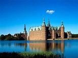 Schloss Frederiksborg | Beeindruckende Schlösser und Paläste umgeben ...