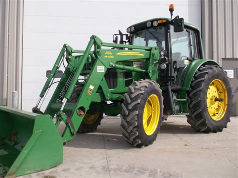 Premier Equipment Rentals Tractor Loaders