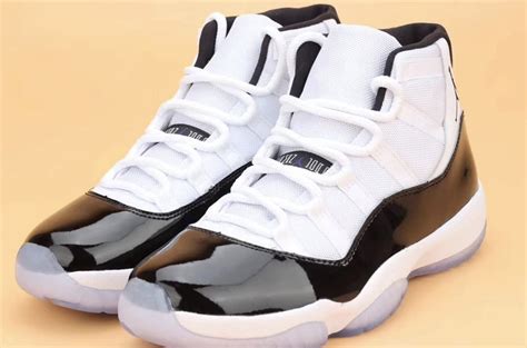 The famous black and white jordan 11 worn by michael jordan in 1995 and 1996 needs no introduction, but this latest edition does feature some details not seen on previous concord retro. 'Concord' Air Jordan 11 Returning In 2018 378037-100 ...