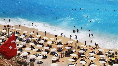 Türkiye nin turizm geliri yılın üçüncü çeyreğinde yüzde 27 1 arttı