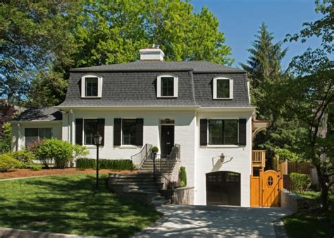Dutch Colonial House Architecture Stands The Test Of Time