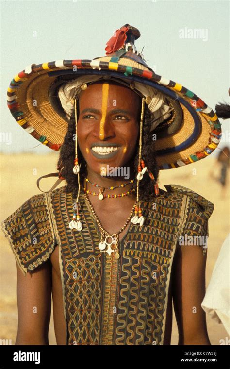 Africa Niger Portrait Of An Ingal Niger Member Of The Wadabe Tribe