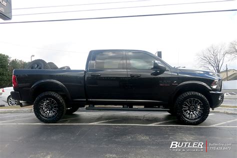 Dodge Ram 2500 Hd With 20in Fuel Rebel Wheels And Nitto Ridge Grappler