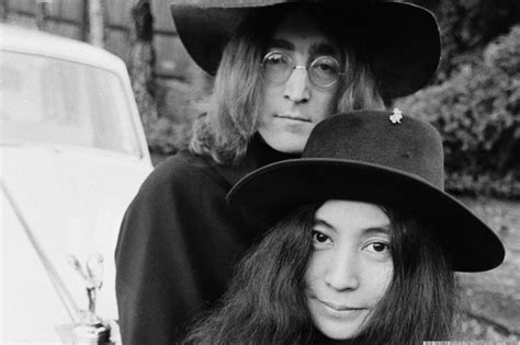 Yoko Ono Reveló Que John Lennon Era Bisexual Venus Media