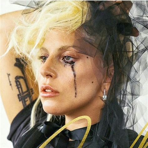 Lady Gaga In Classic Db Earrings Behind Ear Tattoo Ear Tattoo Nose Ring