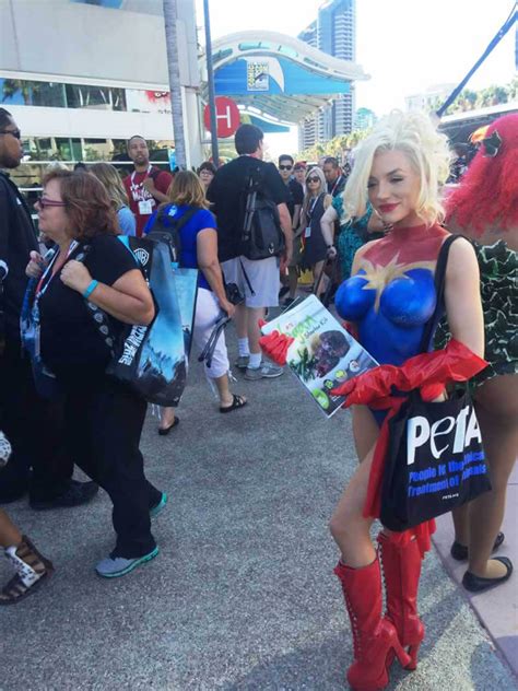 Courtney Stodden Is A Vegan Body Painted Captain Marvel At Comic Con PETA