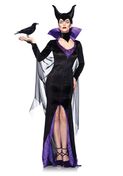 When it's dry, slit the collar into two pieces for a more unique look. Maleficent Costume | Halloween Costumes | Pinterest