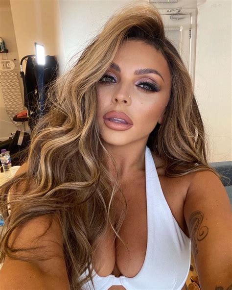 Jesy Nelson Unleashes Cleavage In Tiny Bikini After Gaining A Stone In Lockdown Hot World Report
