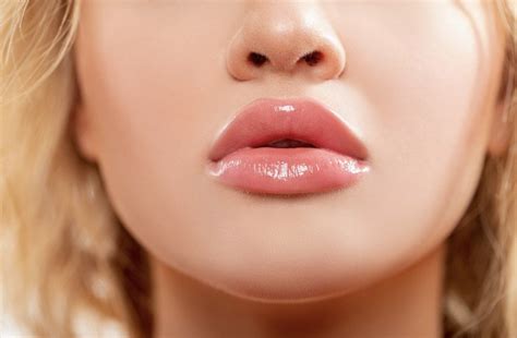 prodotti per gonfiare le labbra in modo naturale top 5 del 2023