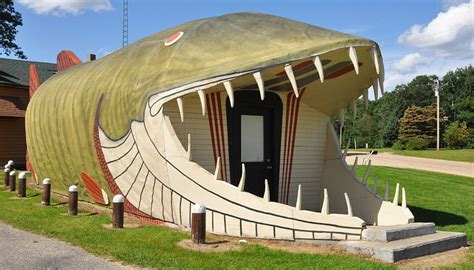 Fish Building Minnesota Usa Photo Gallery Funny Buildings