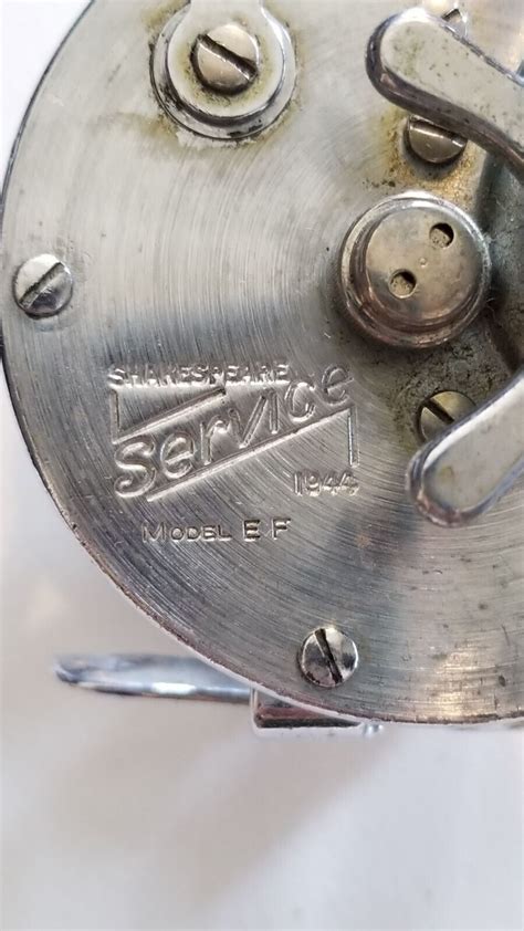 Vintage Shakespeare Service Model Ef Fishing Reel Nice Condition