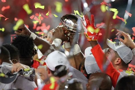 Chiefs Rally To Win Over 49ers For First Super Bowl Title In 50 Years