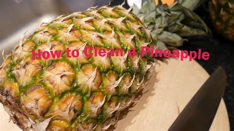 How To Clean A Pineapple Quick Video Youtube