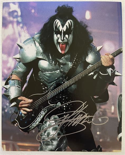 Aacs Autographs Gene Simmons Autographed Kiss Glossy 8x10 Photo