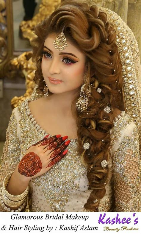 Pin By Asma 🌹 On Kashees Bridal Collection Pakistani Bridal Hairstyles Pakistani Bridal