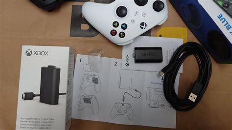 Xbox Play And Charge Rechargeable Battery Unboxing And Installing On A