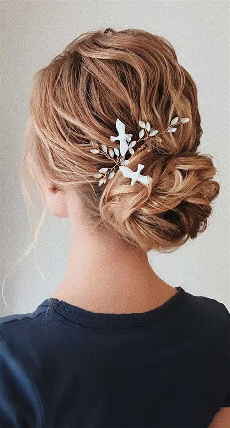 44 Messy Updo Hairstyles The Most Romantic Updo To Get An Elegant