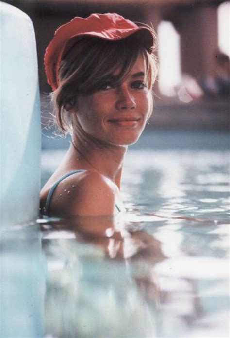 A Guide To Cool Françoise Hardy