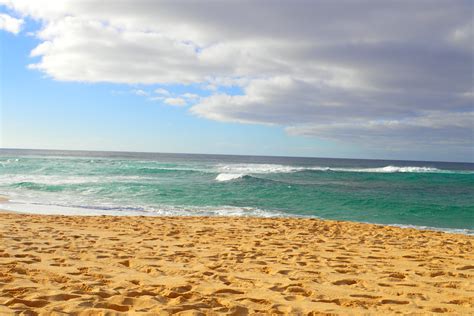 Of Oahu S Best North Shore Beaches Swim Snorkel Surf Deviating