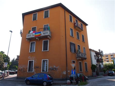 A pochi passi dalla fermata della metropolitana di sesto rondò, nella centralissima e commerciale viale casiraghi, proponiamo in vendita splendido 5 locali di. Vendita Appartamento SESTO SAN GIOVANNI - Valore Casa ...