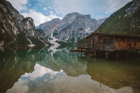 Lago Di Braies En Italie Lac De Braies à Visiter Ou à éviter