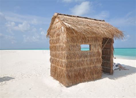 A Hut On A Tropical Island Stock Image Image Of Peaceful 20821735